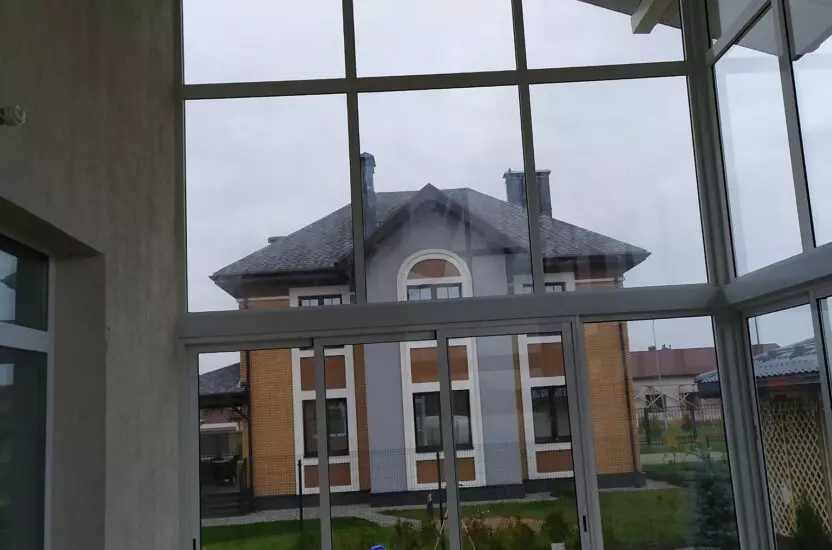 Остекление террасы загородного дома — фото 6
